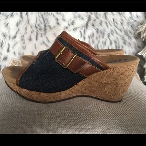 Clark’s denim sandel